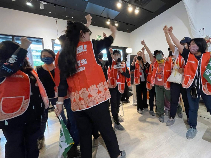 大罷免逾30藍委送三階投票！謝金河：「太陽花以來最波瀾壯闊運動」義工85％是女性，女力撐台灣